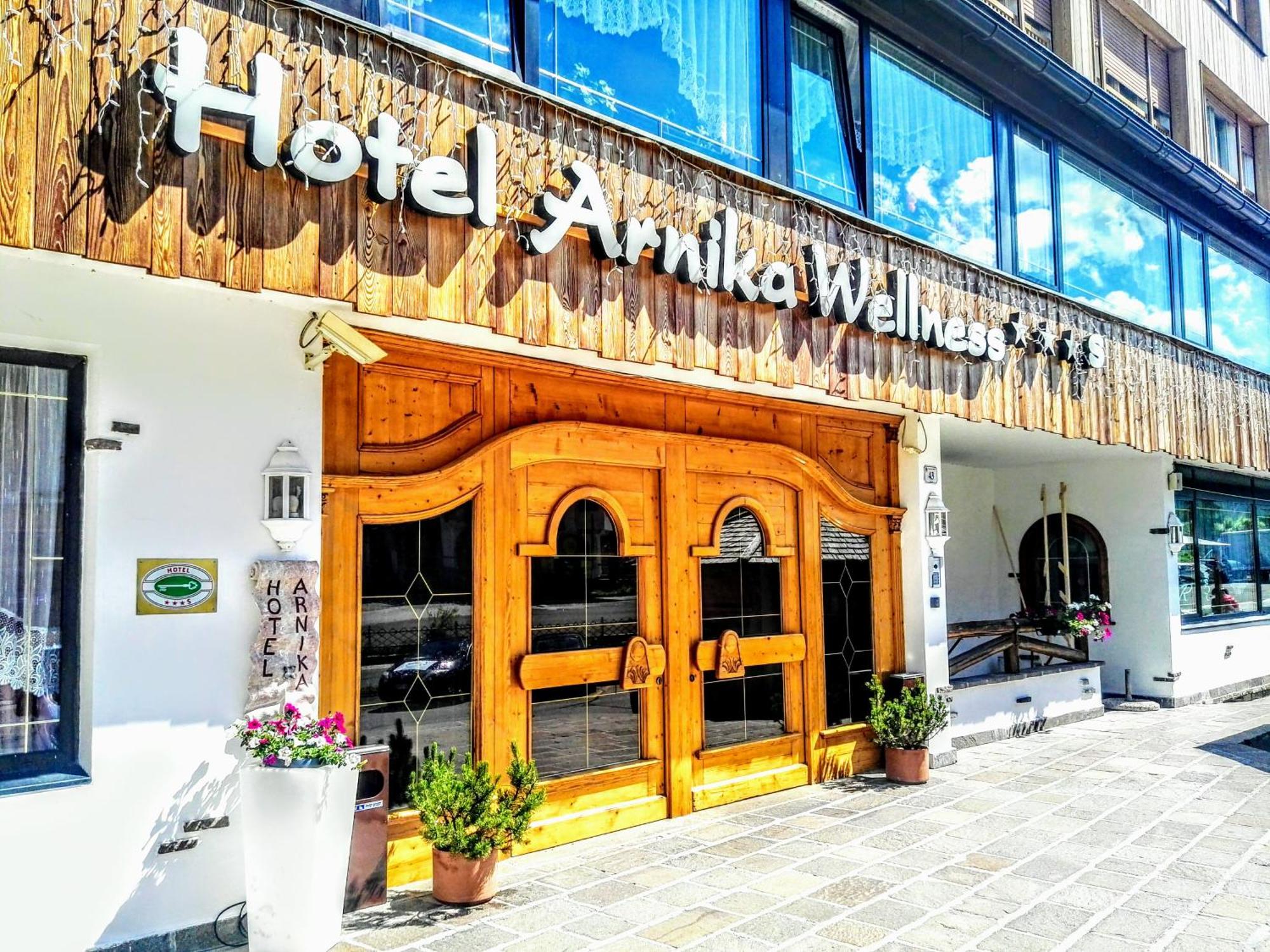 Hotel Arnika Wellness Passo San Pellegrino Esterno foto