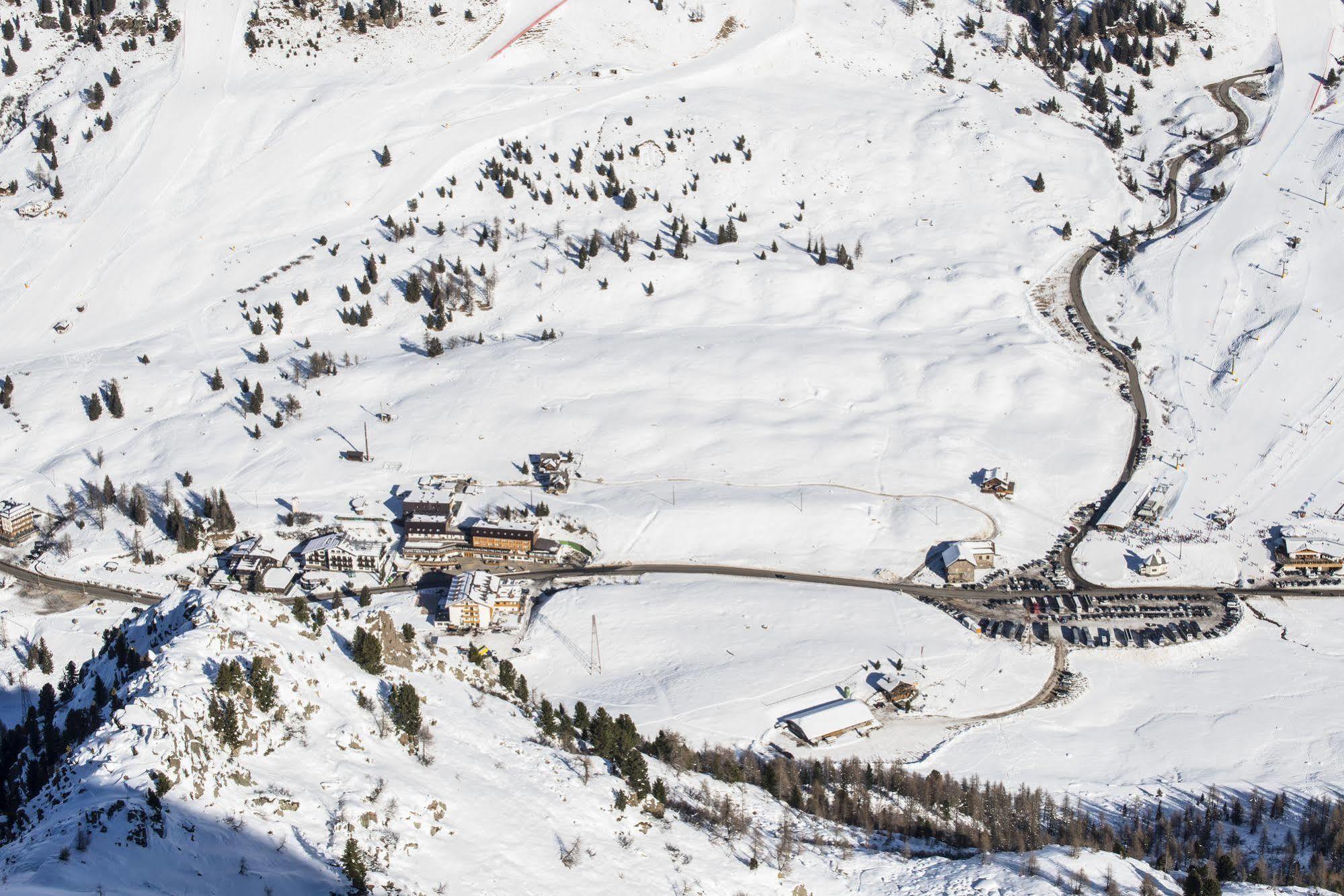 Hotel Arnika Wellness Passo San Pellegrino Esterno foto